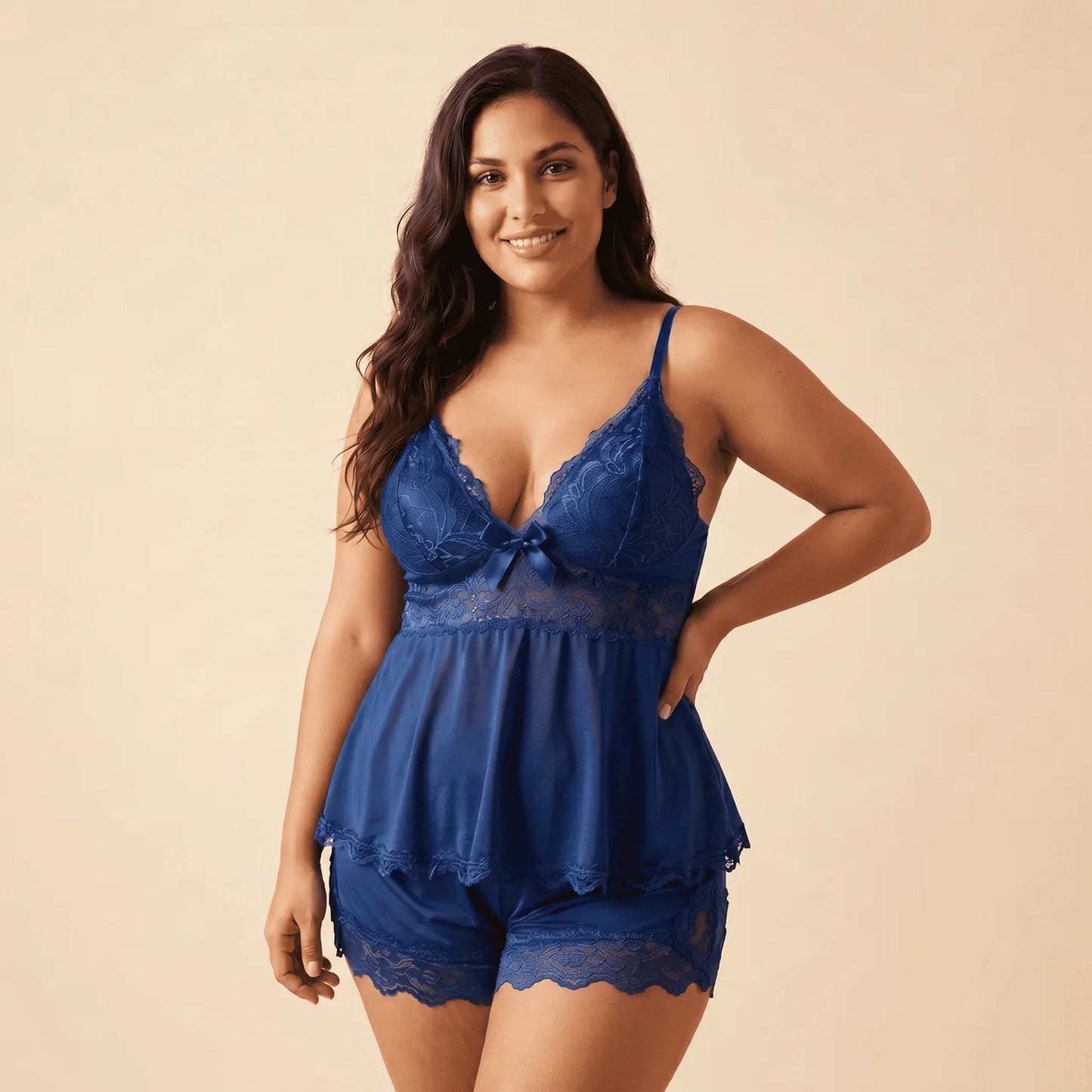 Nuisette en satin et dentelle | Carenlin™