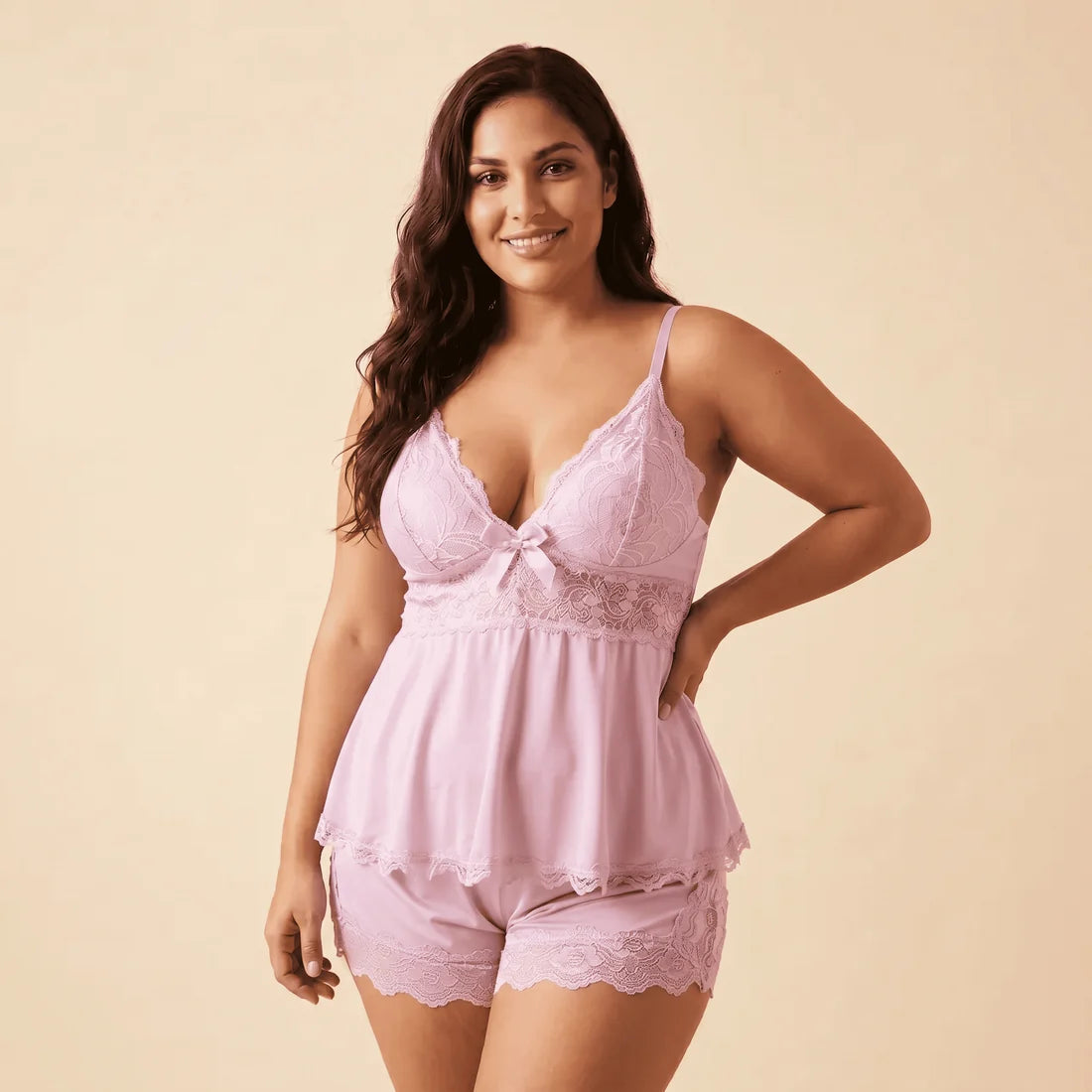 Nuisette en satin et dentelle | Carenlin™
